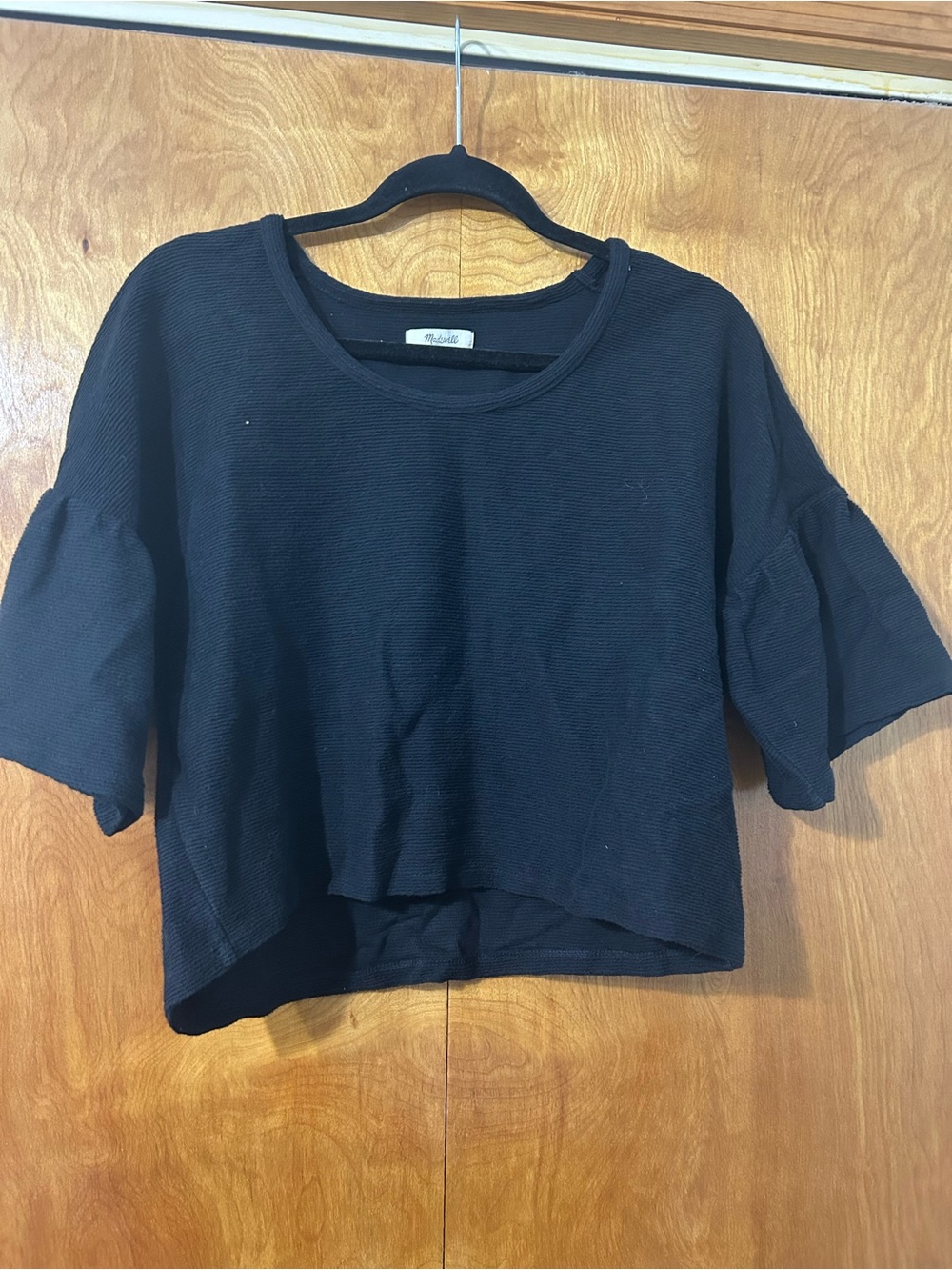 Madewell Black Cropped Top with Fluted Short Sleeves
